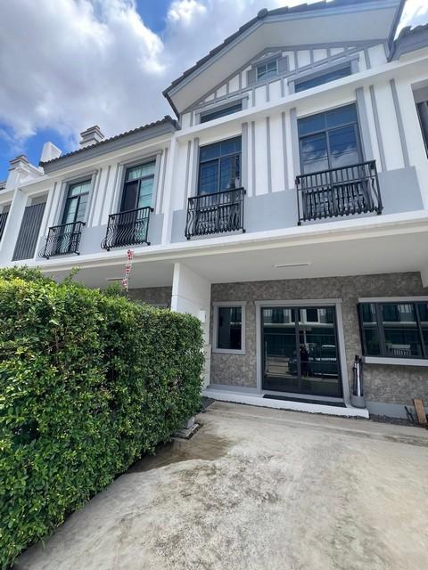 ให้เช่าทาวน์โฮม 2 ชั้น 25 ตร.ว. Villaggio 3 ศรีนครินทร์-บางนา ใกล้ Mega บางนา