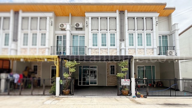 ขายด่วน ทาวน์โฮม โกลเด้น ทาวน์ รามอินทรา – วงแหวน บ้านสวย พร้อมอยู่ ใกล้ MRT คู้บอน