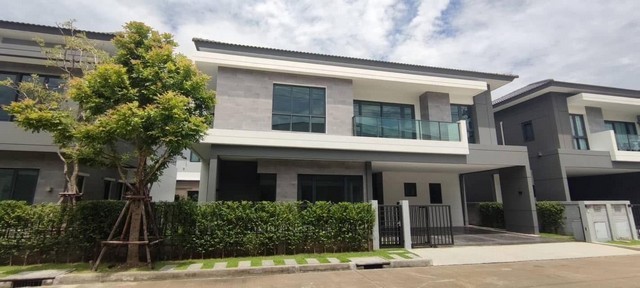ให้เช่า บ้านเดี่ยว เดอะ ซิตี้ บางนา The City Bangna บ้านเดี่ยว ตกแต่งสวยงาม full furnished ห้องรับแขก Double volume ติดเมกกะบางนา