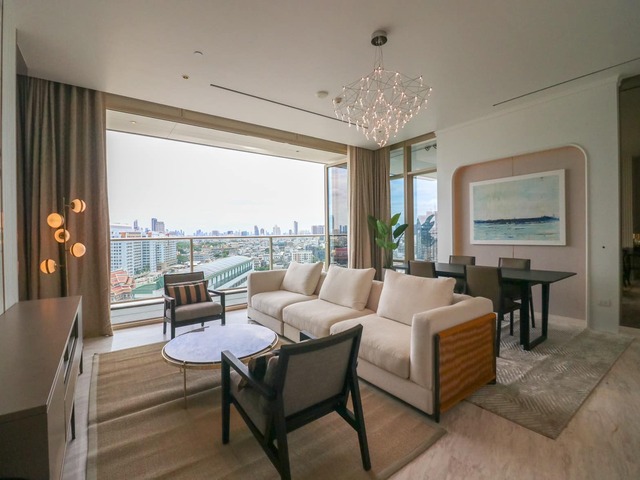 Four Seasons Private Residences Condo for RENT, near BTS Saphan Taksin